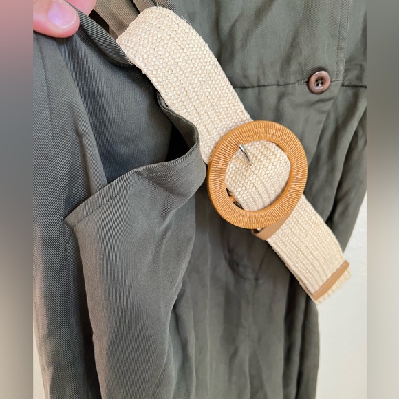 Badgley Mischka tweed collection. Olive green biscuit belted jumper. Size Small - Picture 8 of 11